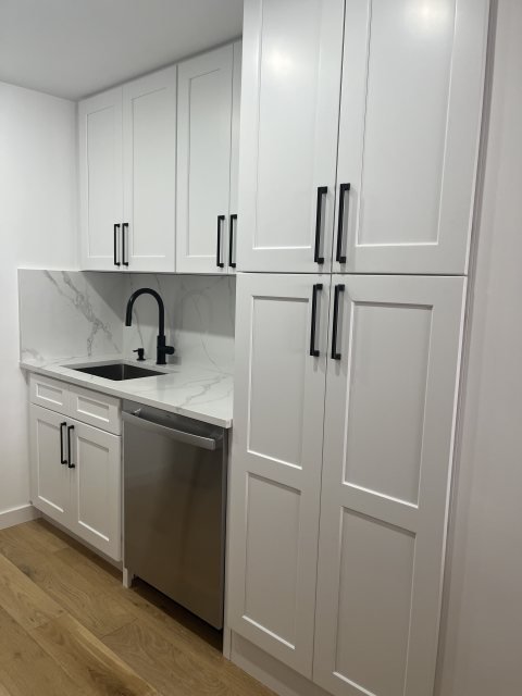 Bathrooms remodel by A&A Construction